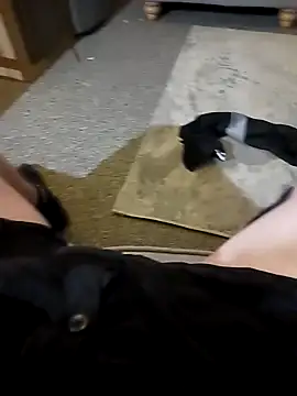 Hertsguy1984 online show from April 2026 10:56:01 PM