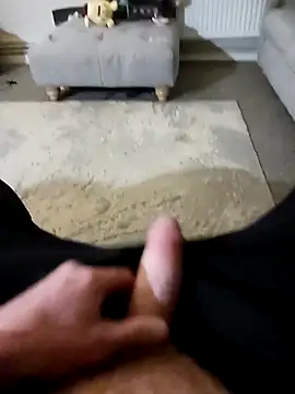 Hertsguy1984 online show from March 2026 12:53:02 AM