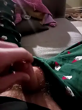 Hertsguy1984 online show from February 2026 02:52:01 AM