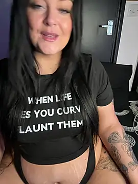 Snapshot of Miss_CurvesXXX chatting on July 2026 08:56:01 AM Miss CurvesXXX online show from July 2026 08:56:01 AM
