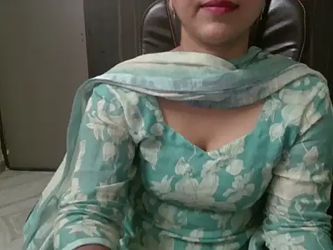 Snapshot of Adaa7 chatting on June 2026 09:13:02 PM Adaa7 online show from June 2026 09:13:02 PM