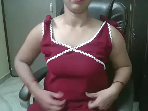 Snapshot of Adaa7 chatting on July 2026 04:44:02 PM Adaa7 online show from July 2026 04:44:02 PM