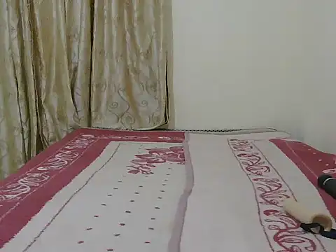 skinny-diva online show from January 2026 10:05:02 PM