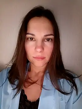 She-Moon online show from February 2026 06:36:02 PM