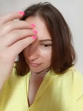 She-Moon online show from June 2026 06:25:02 AM