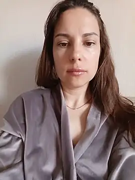 She-Moon online show from June 2026 06:18:02 AM