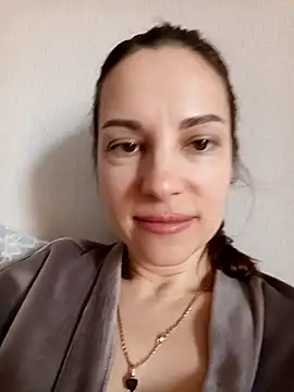 She-Moon online show from March 2026 07:00:02 AM