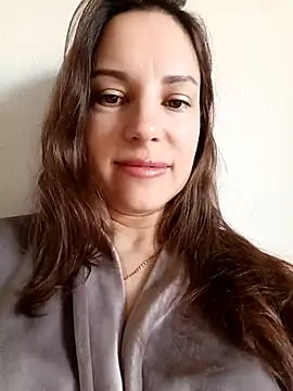 She-Moon online show from April 2026 06:07:02 AM