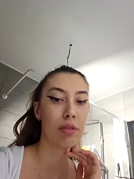 Virgin Pussy SquirtX online show from February 2026 03:44:02 PM