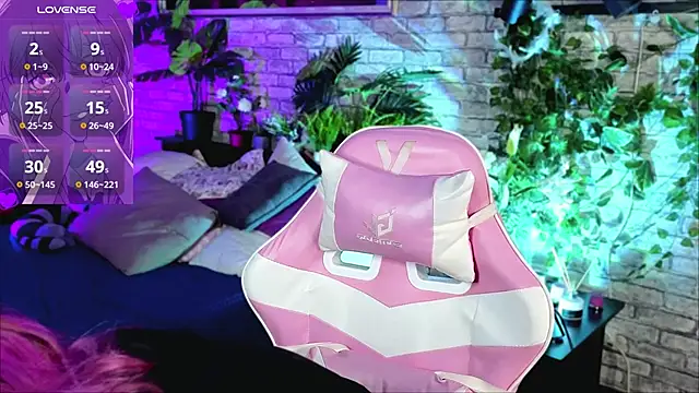 Ashley Veil online show from April 2026 08:42:02 PM