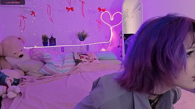 Ashley Veil online show from January 2026 08:13:02 PM