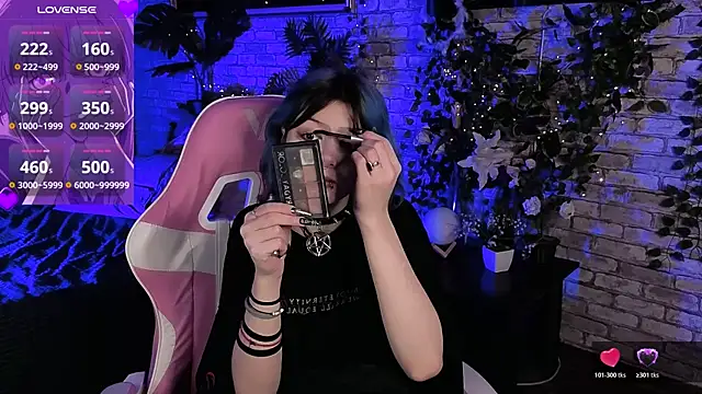 Ashley Veil online show from March 2026 08:46:02 PM