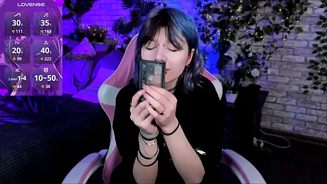 Ashley Veil online show from March 2026 09:11:02 PM