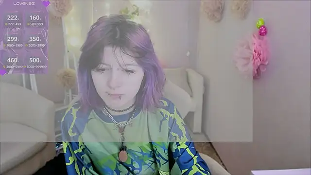 Ashley Veil online show from April 2026 08:59:01 PM