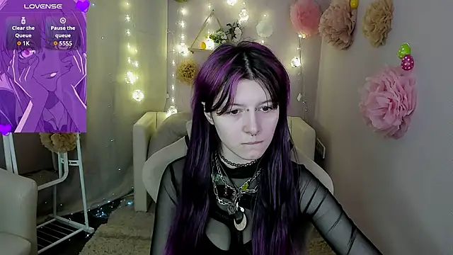 Ashley Veil online show from May 2026 08:48:02 PM