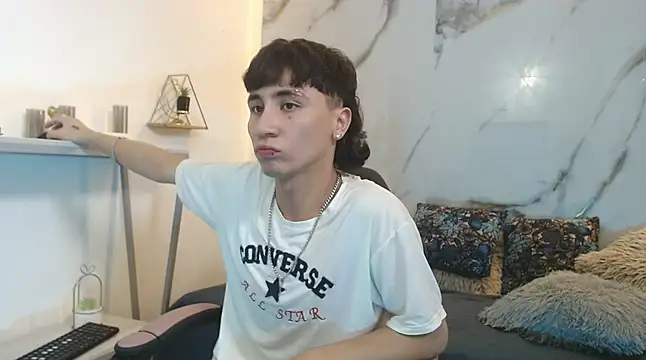 XanderGrey8 online show from March 2026 07:23:02 PM