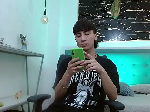 XanderGrey8 online show from February 2026 07:31:01 PM