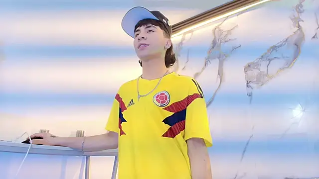 XanderGrey8 online show from March 2026 07:25:02 PM