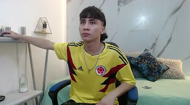 XanderGrey8 online show from April 2026 07:09:02 PM