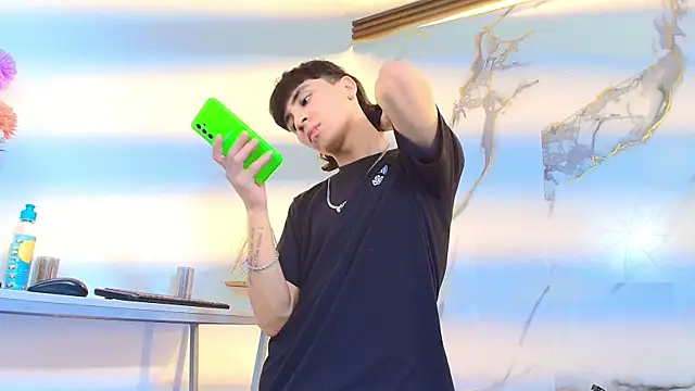 XanderGrey8 online show from March 2026 07:06:02 PM