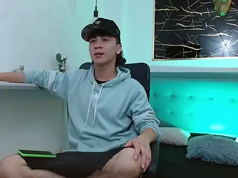 XanderGrey8 online show from February 2026 07:08:02 PM