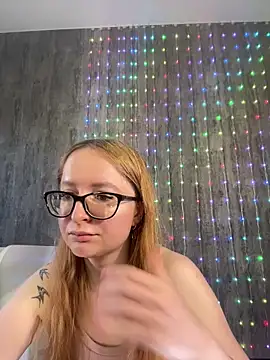 coy girl  online show from March 2026 12:17:01 PM