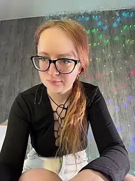 coy girl  online show from February 2026 11:51:01 AM