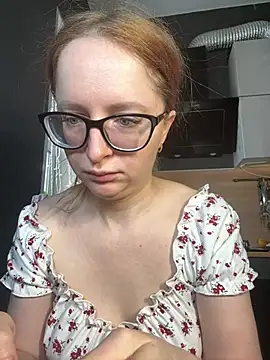 coy girl  online show from February 2026 11:07:01 AM