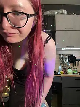 coy girl  online show from January 2026 02:21:01 PM