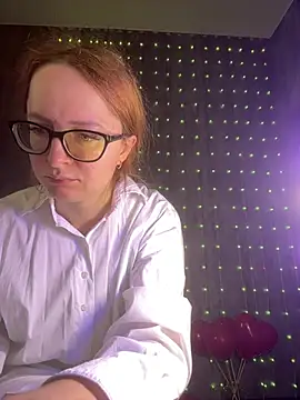 coy girl  online show from February 2026 11:09:01 AM