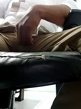 Antony-5045 online show from April 2026 11:44:01 PM