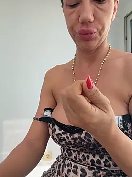 Missolevelvet online show from April 2026 07:25:01 AM