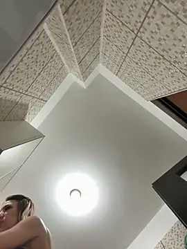 Missolevelvet online show from March 2026 09:15:01 PM