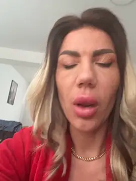 Snapshot of Missolevelvet chatting on February 2026 10:06:01 AM Missolevelvet online show from February 2026 10:06:01 AM