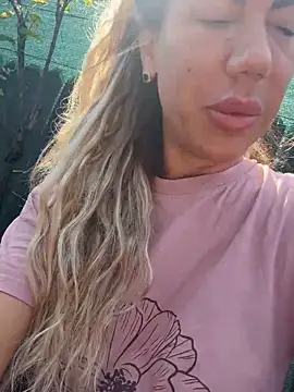 Missolevelvet online show from May 2026 06:59:01 AM