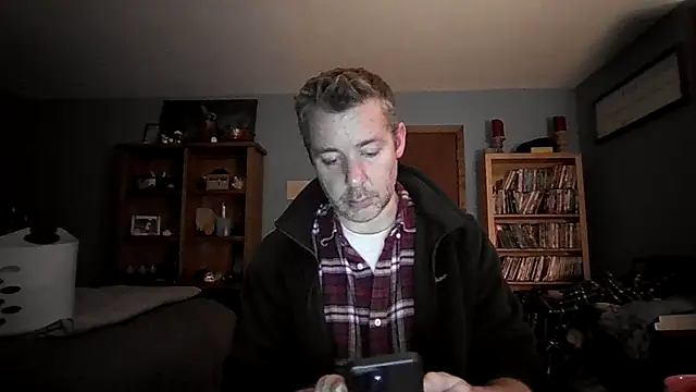 chrisw8140 online show from February 2026 01:05:02 AM