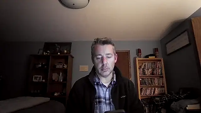 chrisw8140 online show from February 2026 12:33:02 AM