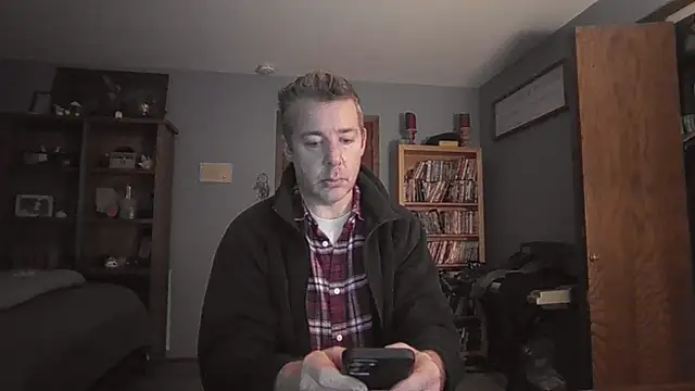 chrisw8140 online show from March 2026 05:02:02 AM