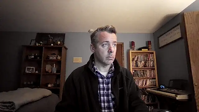 chrisw8140 online show from February 2026 04:46:01 AM