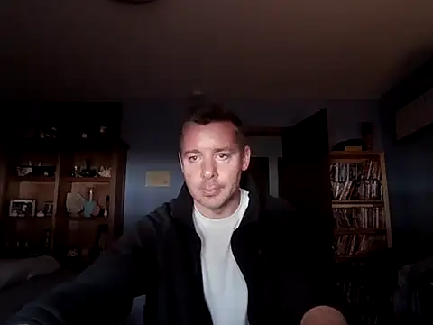 chrisw8140 online show from February 2026 08:50:02 PM