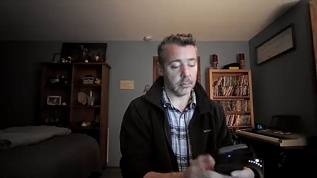 chrisw8140 online show from February 2026 02:36:02 AM