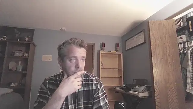 chrisw8140 online show from March 2026 03:39:02 AM