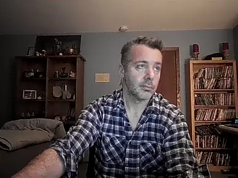 chrisw8140 online show from February 2026 09:53:01 AM