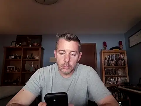 chrisw8140 online show from February 2026 10:10:02 PM