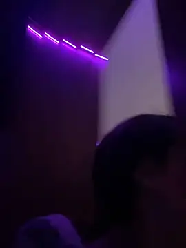 YoungLisaa18 online show from February 2026 07:57:01 PM