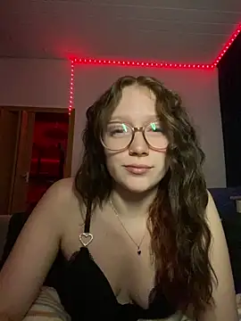 YoungLisaa18 online show from February 2026 08:10:02 PM