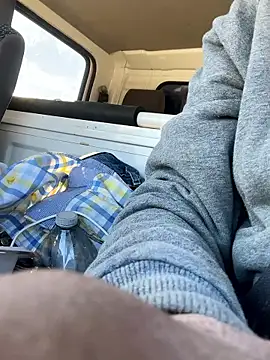 sofnhornyforu online show from January 2026 07:39:02 PM