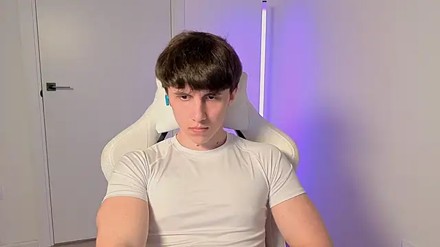 first mark online show from May 2026 05:32:01 PM