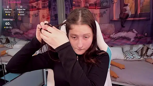 Snapshot of KiraDuvall chatting on January 2026 06:00:02 PM KiraDuvall online show from January 2026 06:00:02 PM