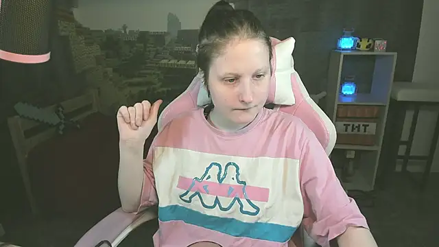 KiraDuvall online show from February 2026 05:02:02 PM